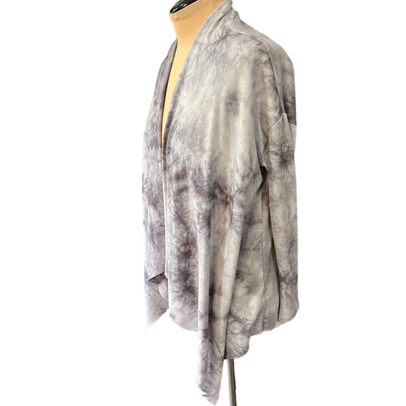 Dolled Up by F.A.N.G Lattice Back Cardigan Size S Gray White Tie Dyed - Picture 4 of 10
